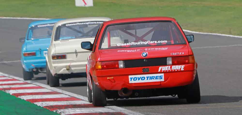 Classic Touring cars racing