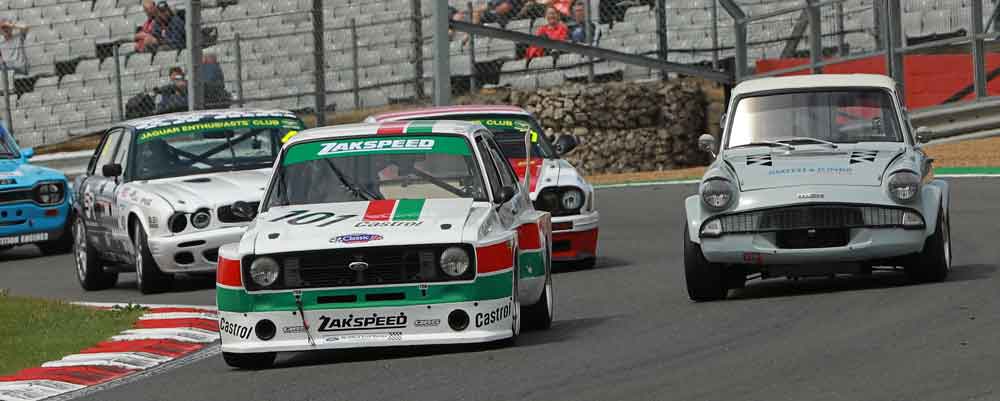 Classic touring car racing at Brands Hatch