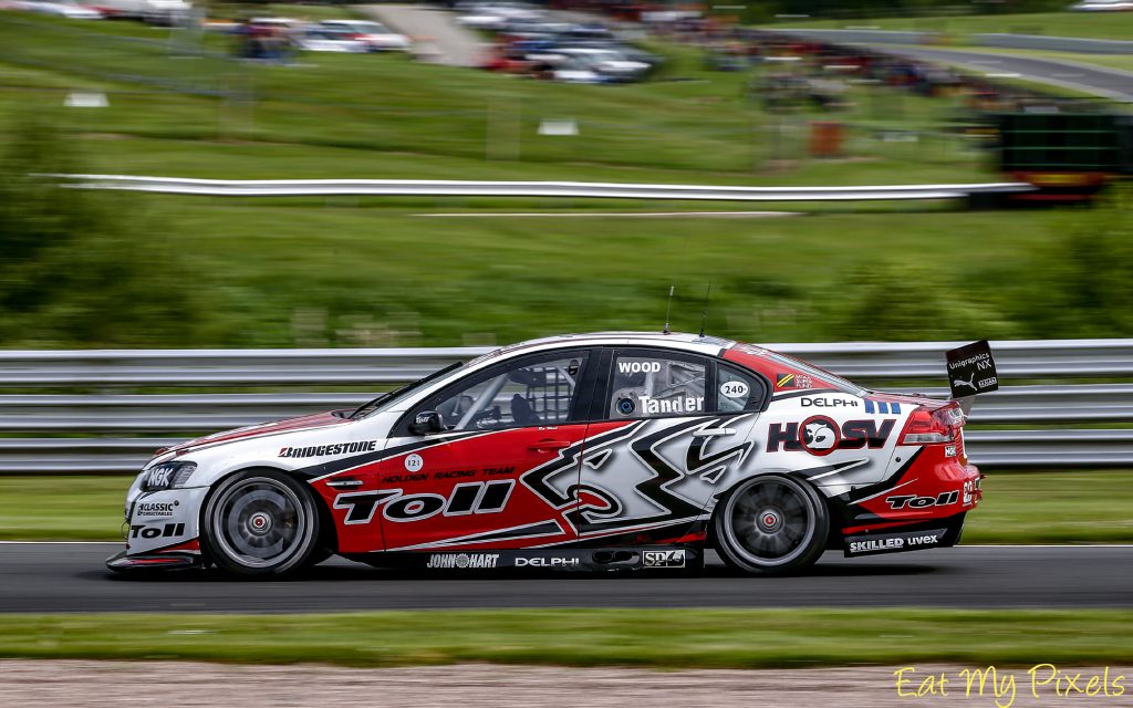 Ric Wood, Holden Commodore, Classic Thunder, Oulton Park