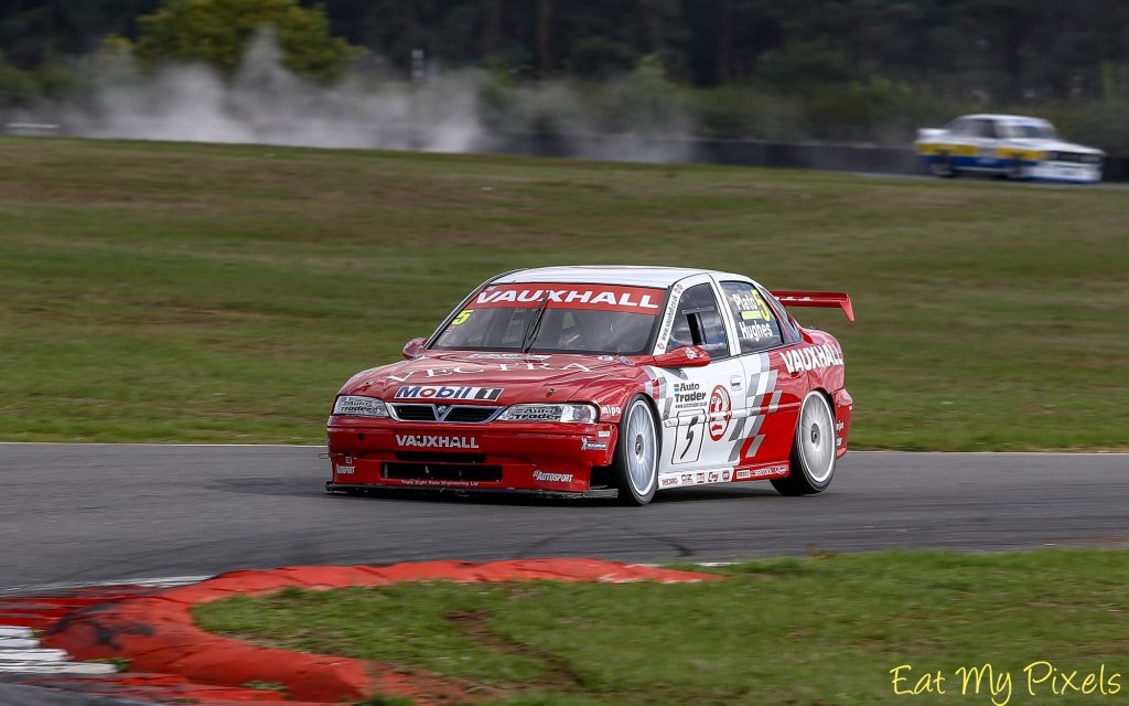 Jason Hughes, Vauxhall Vectra Super Tourer